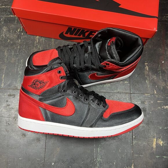 Nike Air Jordan 1 Retro OG High "Satin Bred" Sz 12W/10.5 Men Red (FD4810-061) - Picture 1 of 7